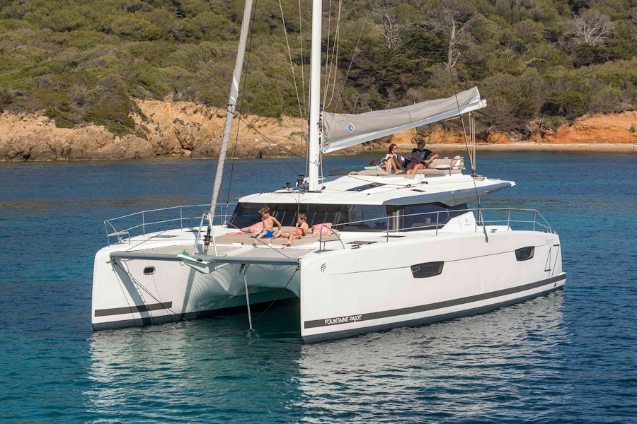 Fountaine Pajot Saona 47