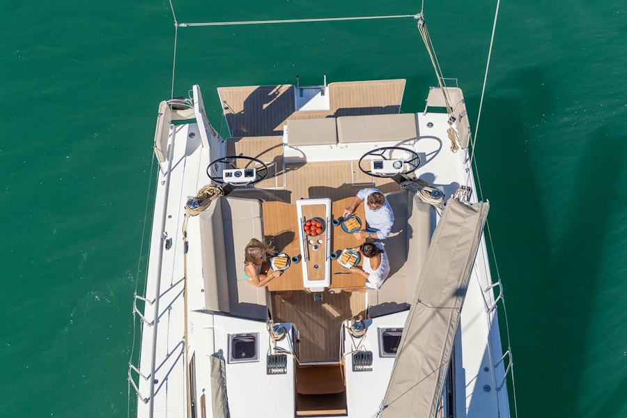 Dufour 430