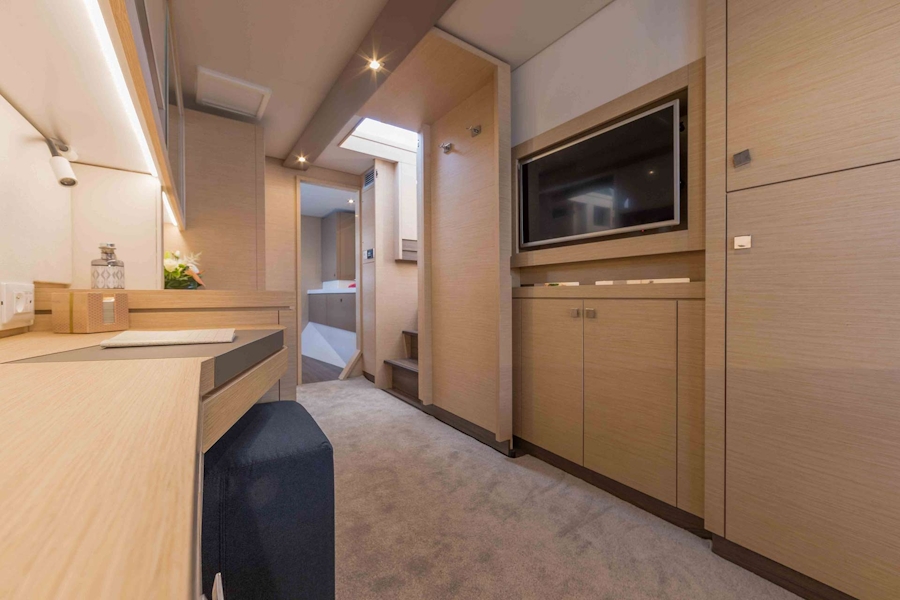 Fountaine Pajot Saona 47