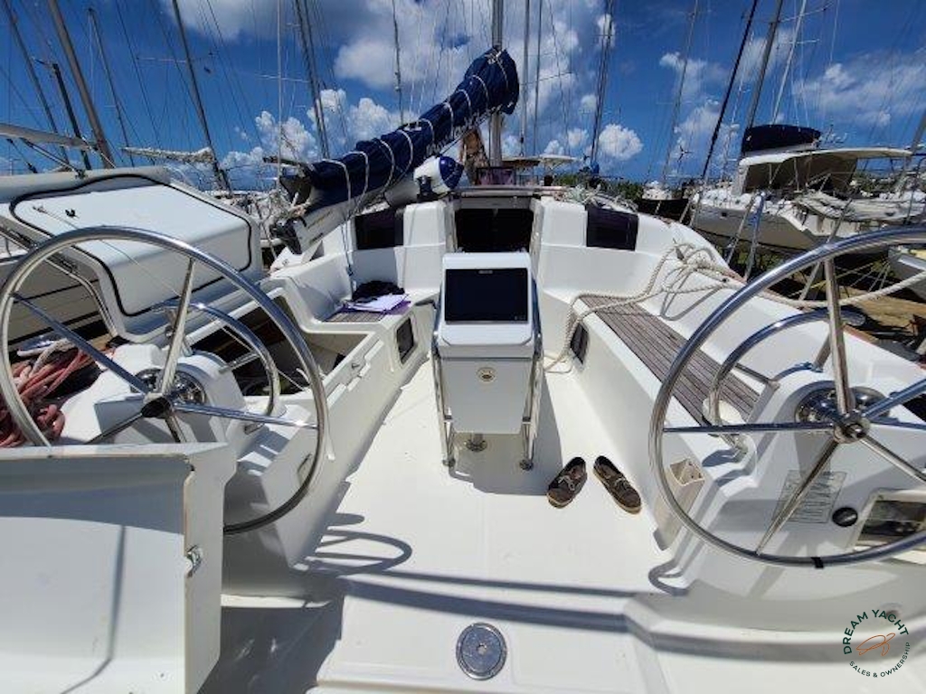 Sun Odyssey 379 – PARVATA